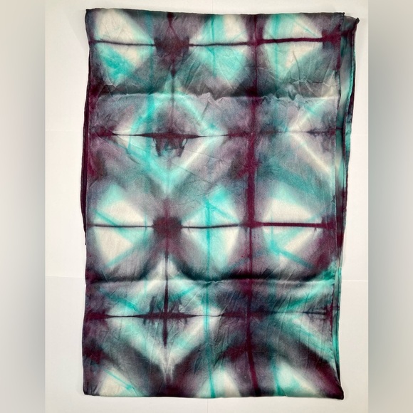 Hand Dyed Silk Scarf * Hand Rolled Border - Picture 5 of 8